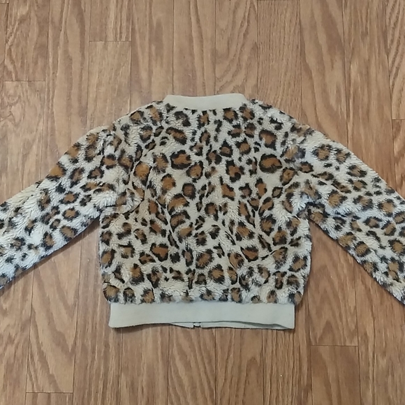 Girl's Jacket - Picture 4 of 4